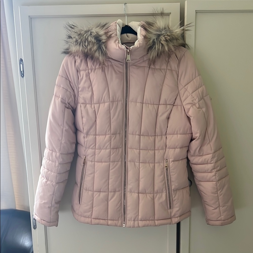 Blush pink Quilted Hooded Jacket with Faux Fur Trim and removable hood